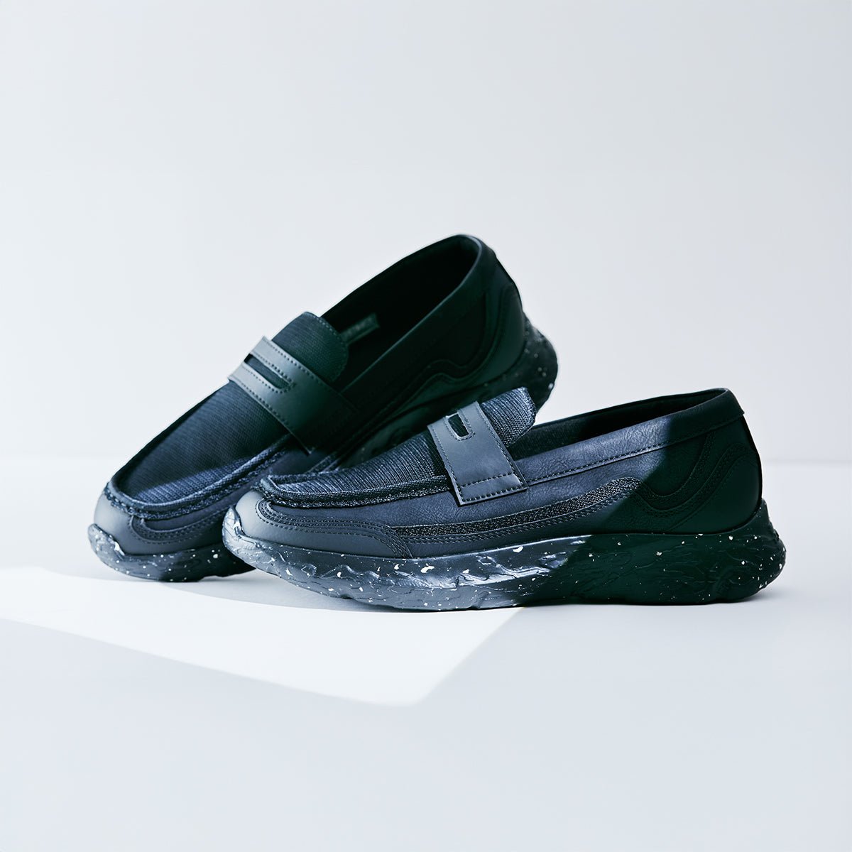 SHAKA スニーカーローファーBLK METEOR LOAFER SXL [メンズ/レディース