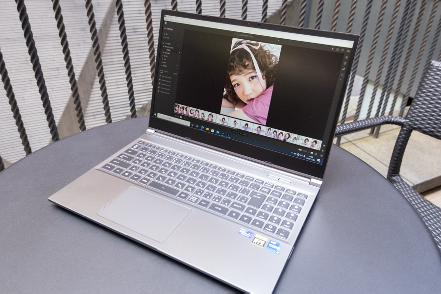 raytrek R5-TA5 うつゆみこ監修モデル」ノートパソコンレビュー | 関西