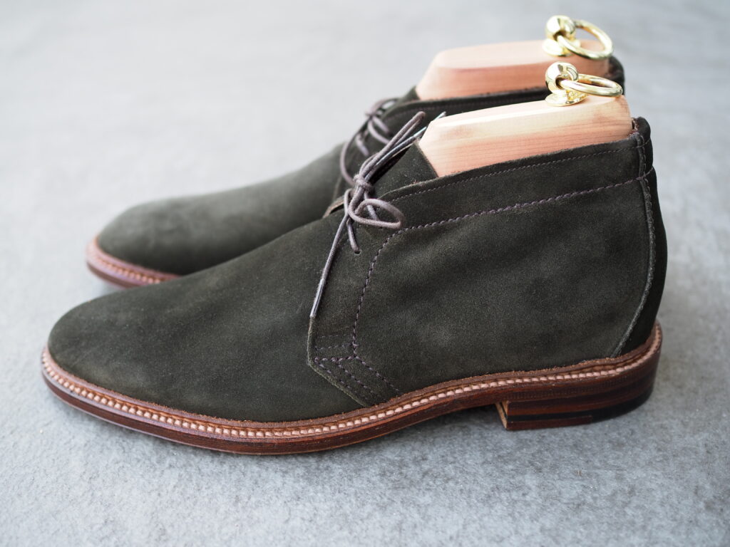 アンラインドの優しい履き心地：ALDEN スエードチャッカブーツ 14928
