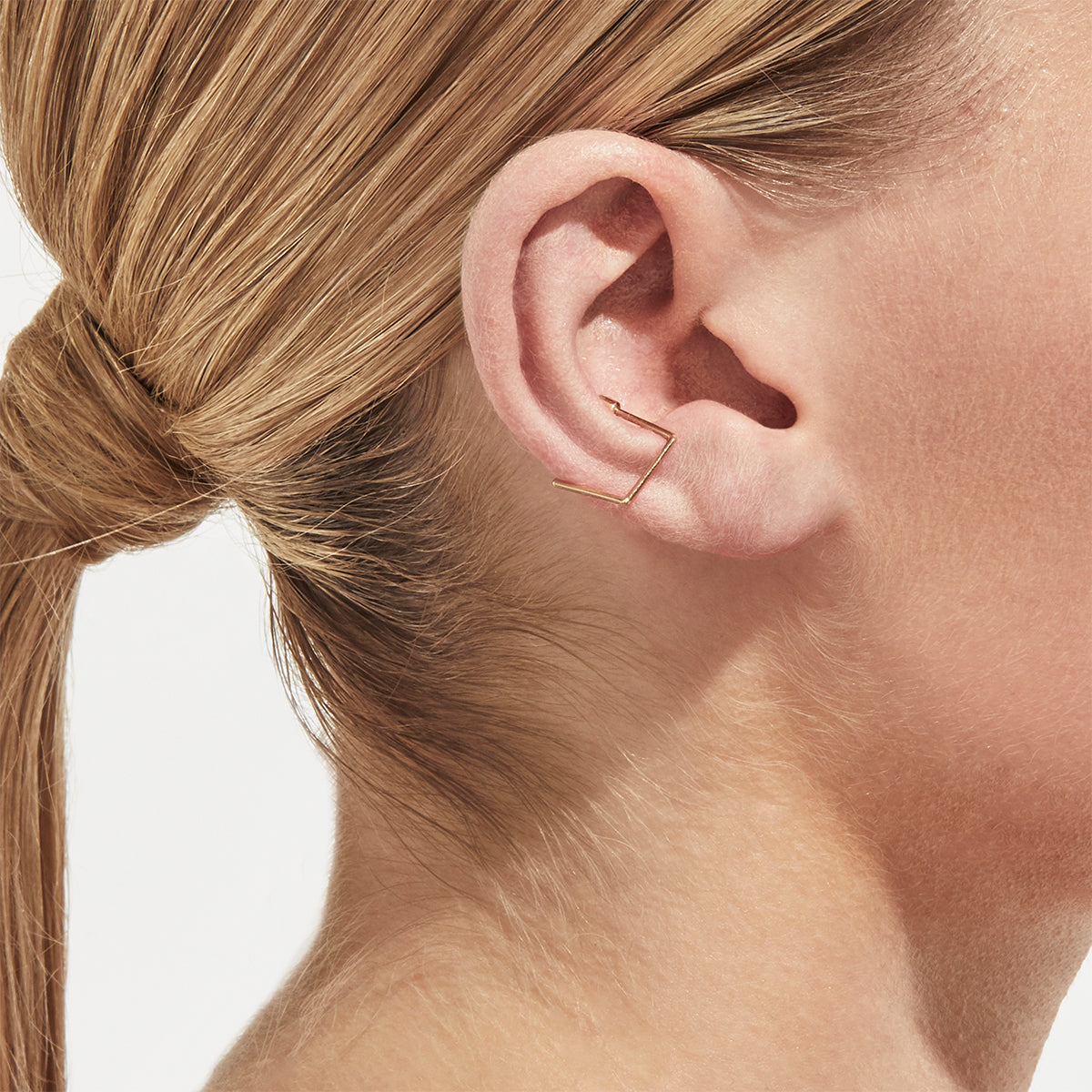 Diamond Twist Pierce 04 - SHIHARA