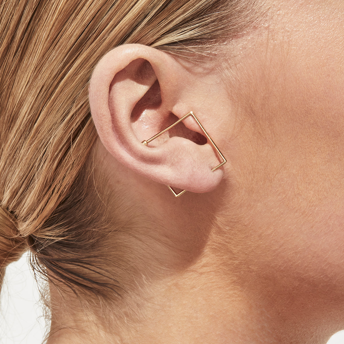 Diamond Twist Pierce 06 - SHIHARA