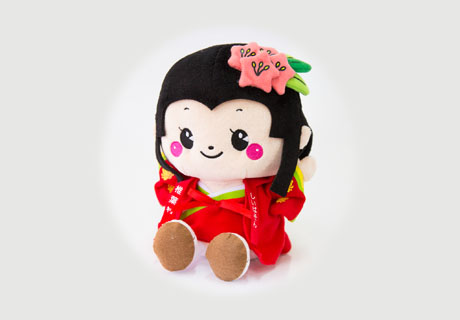 椎葉村キャラクター「おつるちゃん」ぬいぐるみ | アンテナショップ