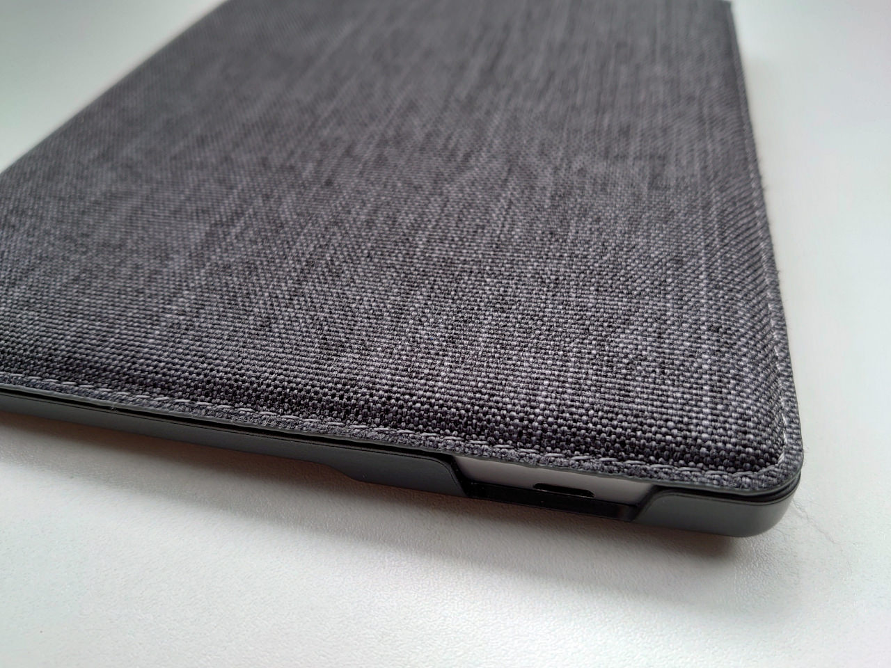 レビュー】Kindle Oasis 高品質おすすめカバー3選！ | シキログ