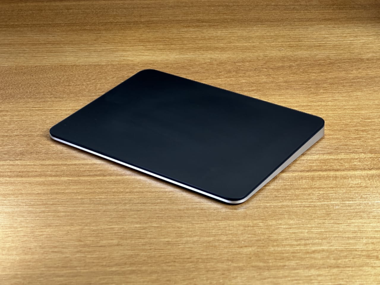 Magic Trackpad ブラック USB-C A3120 Magic Trackpad（USB-C
