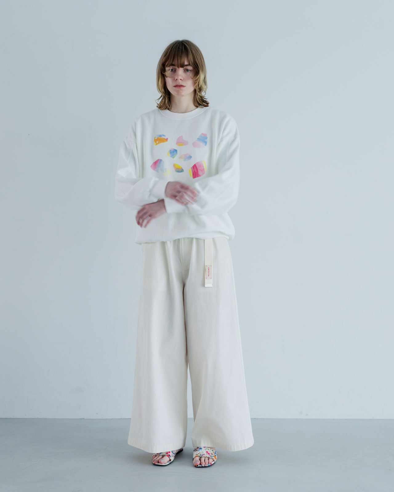 MEYAME】PRINT SWITCHING PATTERN SWEAT – Shinzone