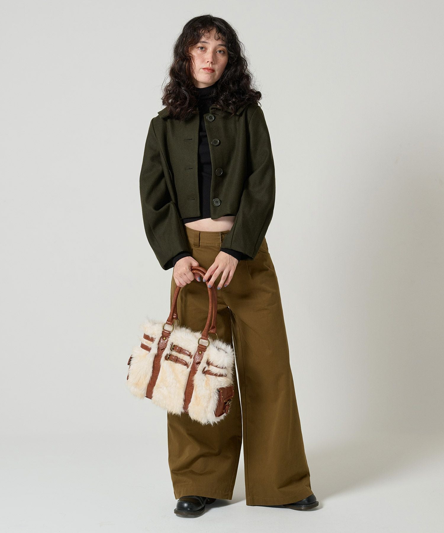 ヴィンテージライク フェイクファーハンドバッグ TINA：JOJUN 全2色