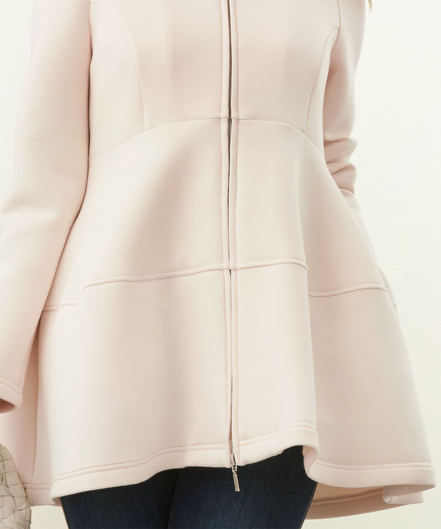 ダンボールニット 2段フリル ペプラム ノーカラージャケット Liala×PG