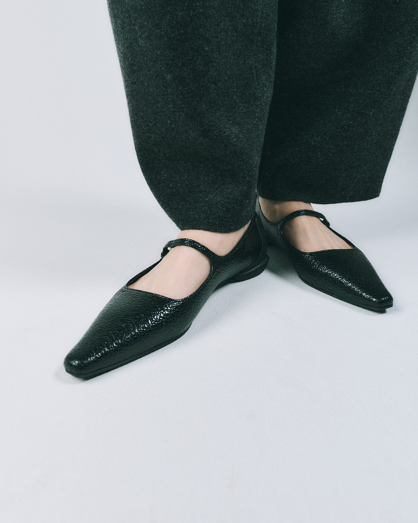 CHISEL TOE MARY JANE / C.BLACK – SHISEI