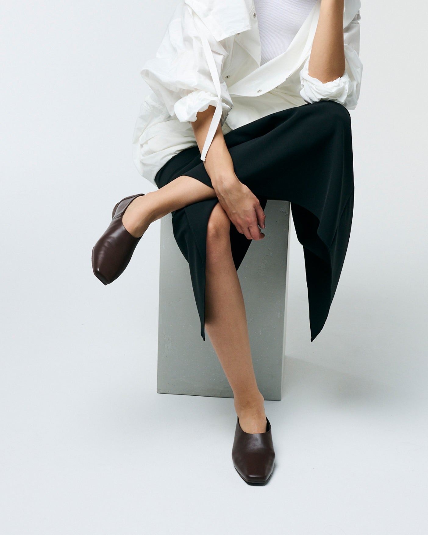 MM TIGHT SQUARE SLIPON / CHOCO – SHISEI