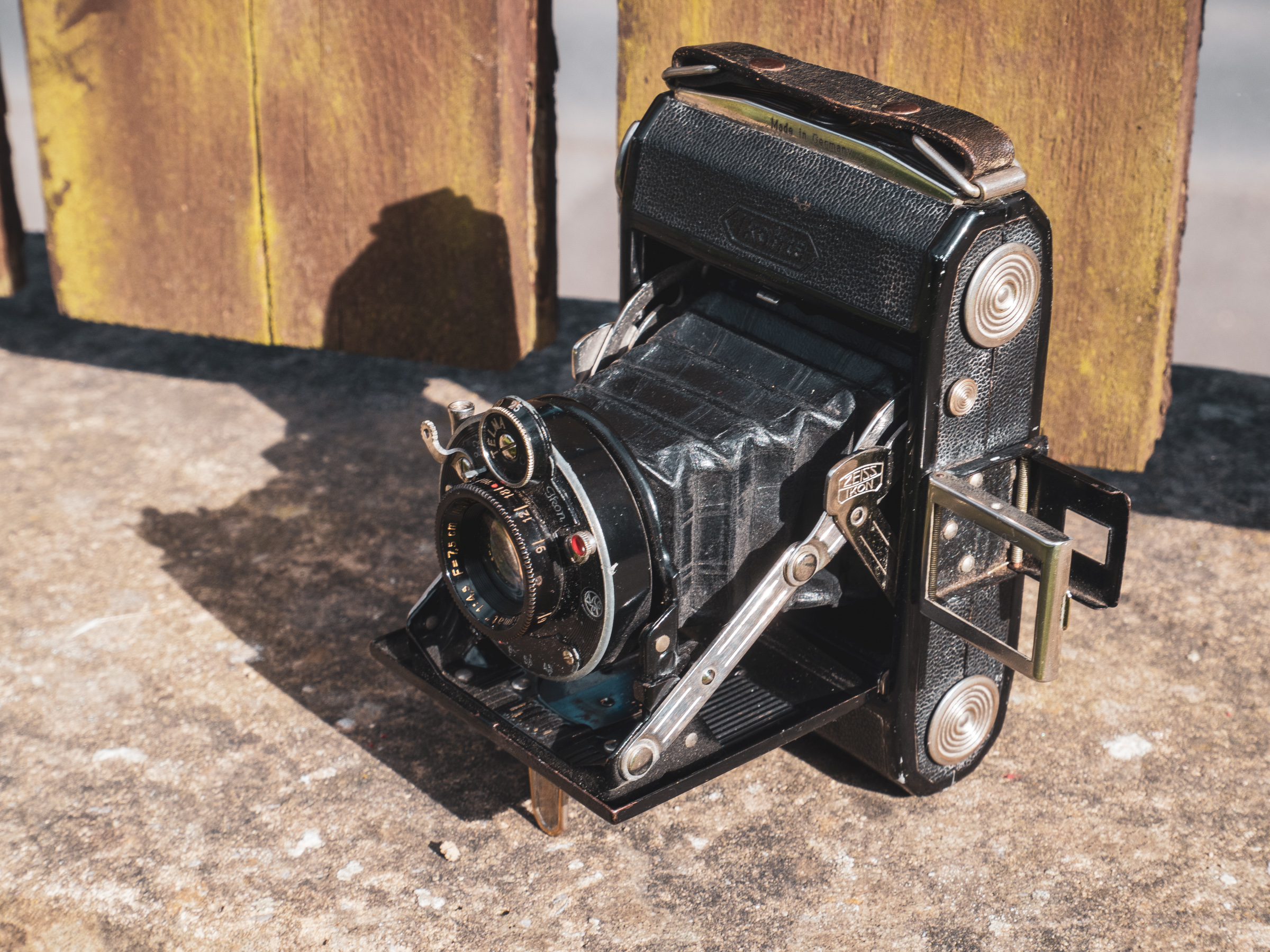 Zeiss Ikon Ikonta 520 - Shutterlogue