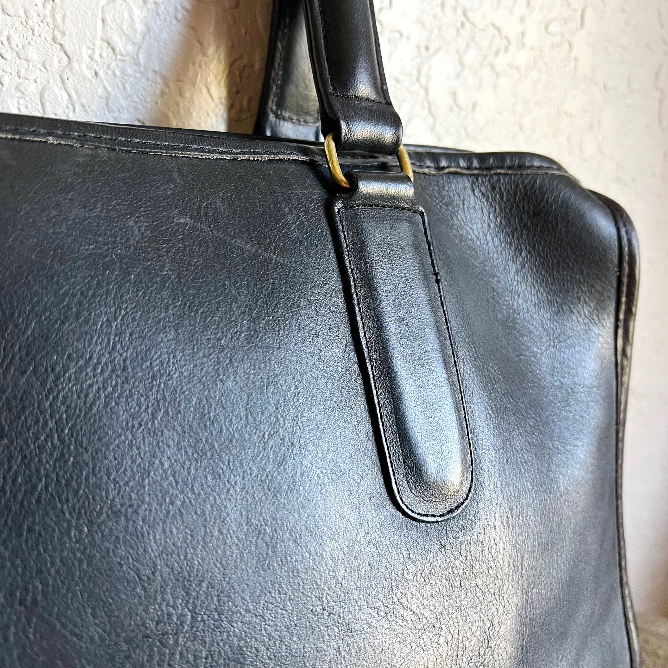 Vintage Coach Slim Satchel Navy 9430 – Socorro Society