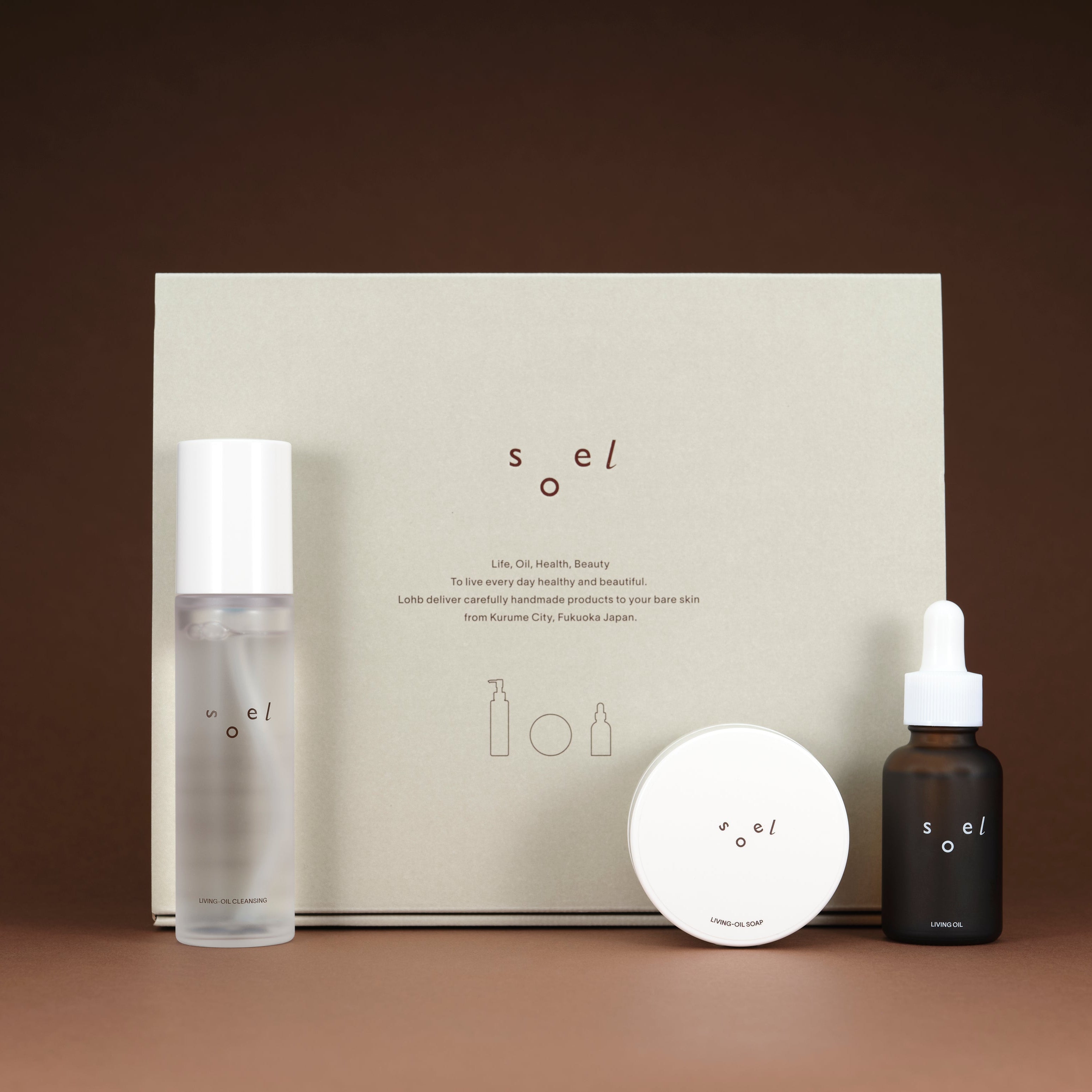 04075web.jpg?crop=center&