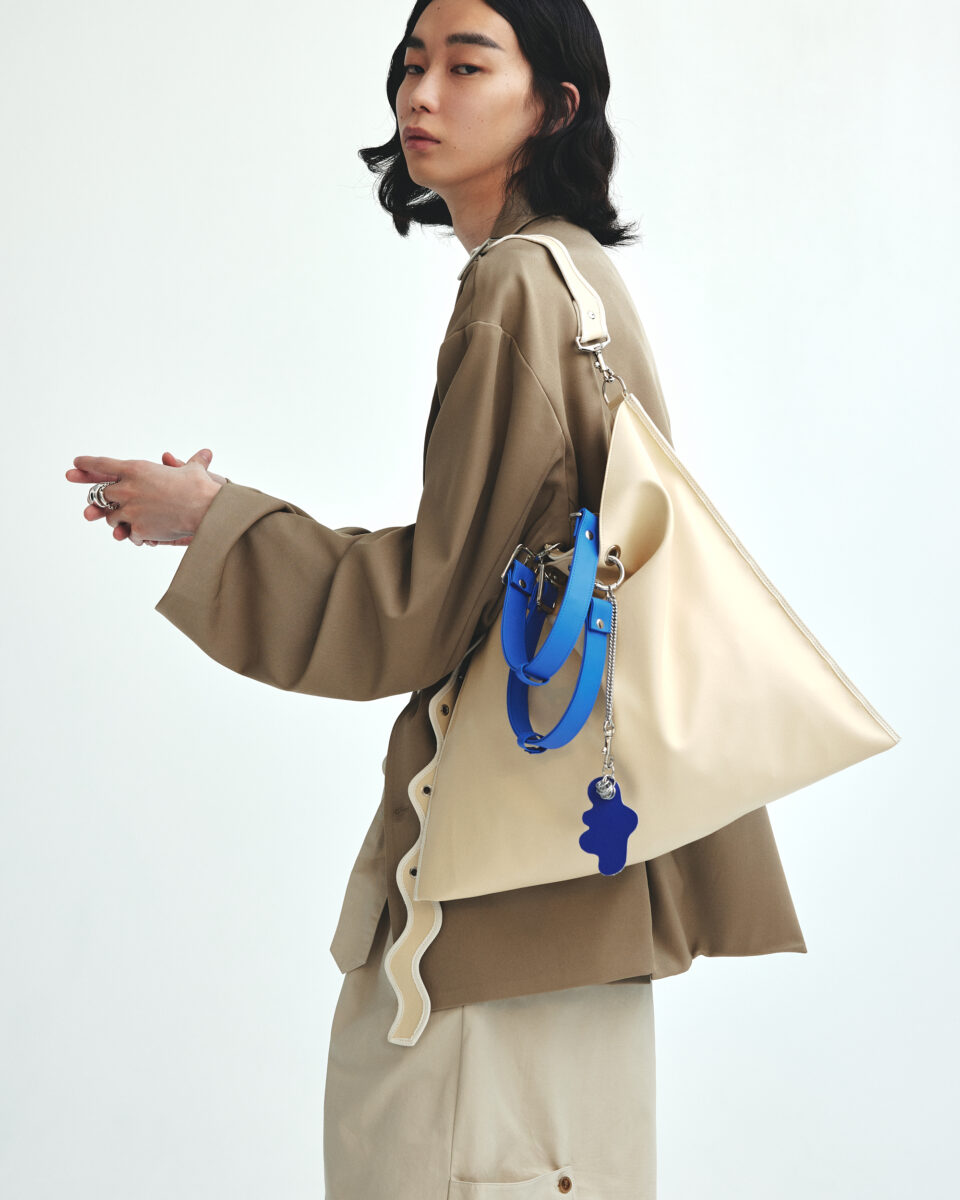 nori enomotoより、ブランド初のユニセックスデザインバッグが発売