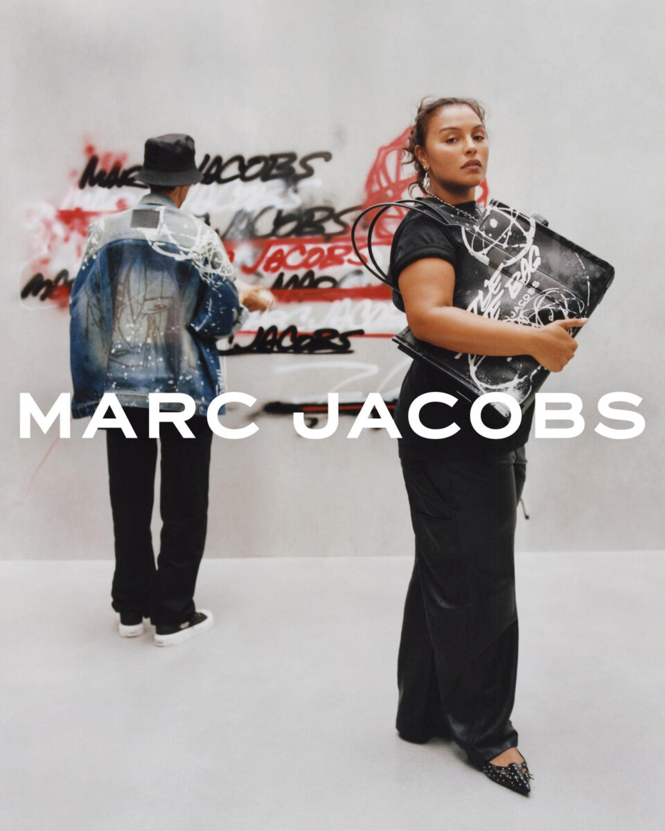MARC JACOBSがアーティストのフューチュラとコラボした限定カプセル
