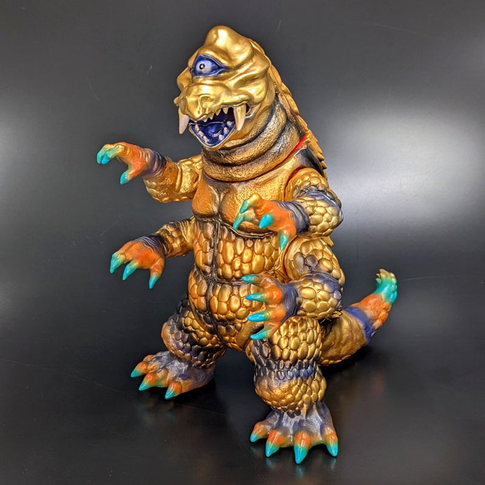 ショップ・arktzでシカルナ・工房製「ザゴラ山中の怪獣6本足（古代