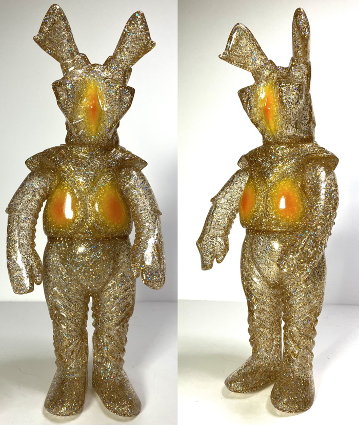 新春のハンズ渋谷店にマルサン製「迎春ゼットン350 金が新年スパークル