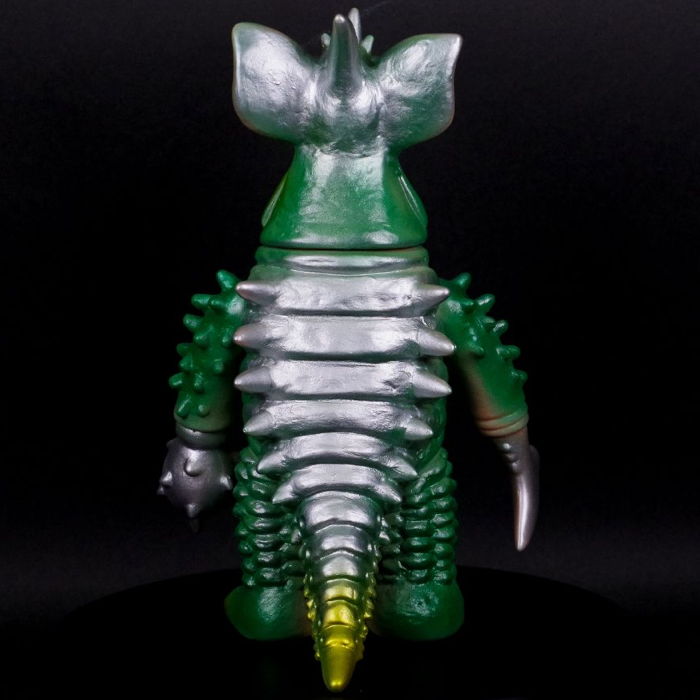 ブルマァク製「リトルタイラント」が「グリーン」＆「パープル」の2色