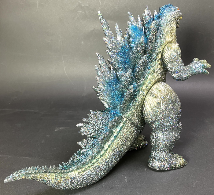 世界のソフビ者は新年最初のマルサン「POP-UP KAIJYU SALON SHOP」へ