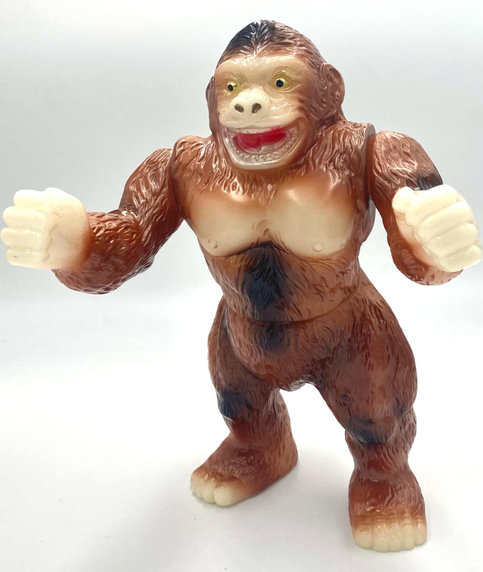 海外ソフビ者からマスターと呼ばれる彩色の「ジャイアントゴリラ450-A