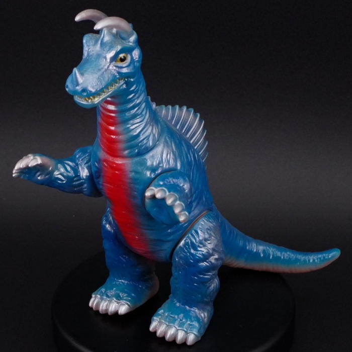 ブルマァクの「キングザウルス三世」が「ポスターカラー」で復活