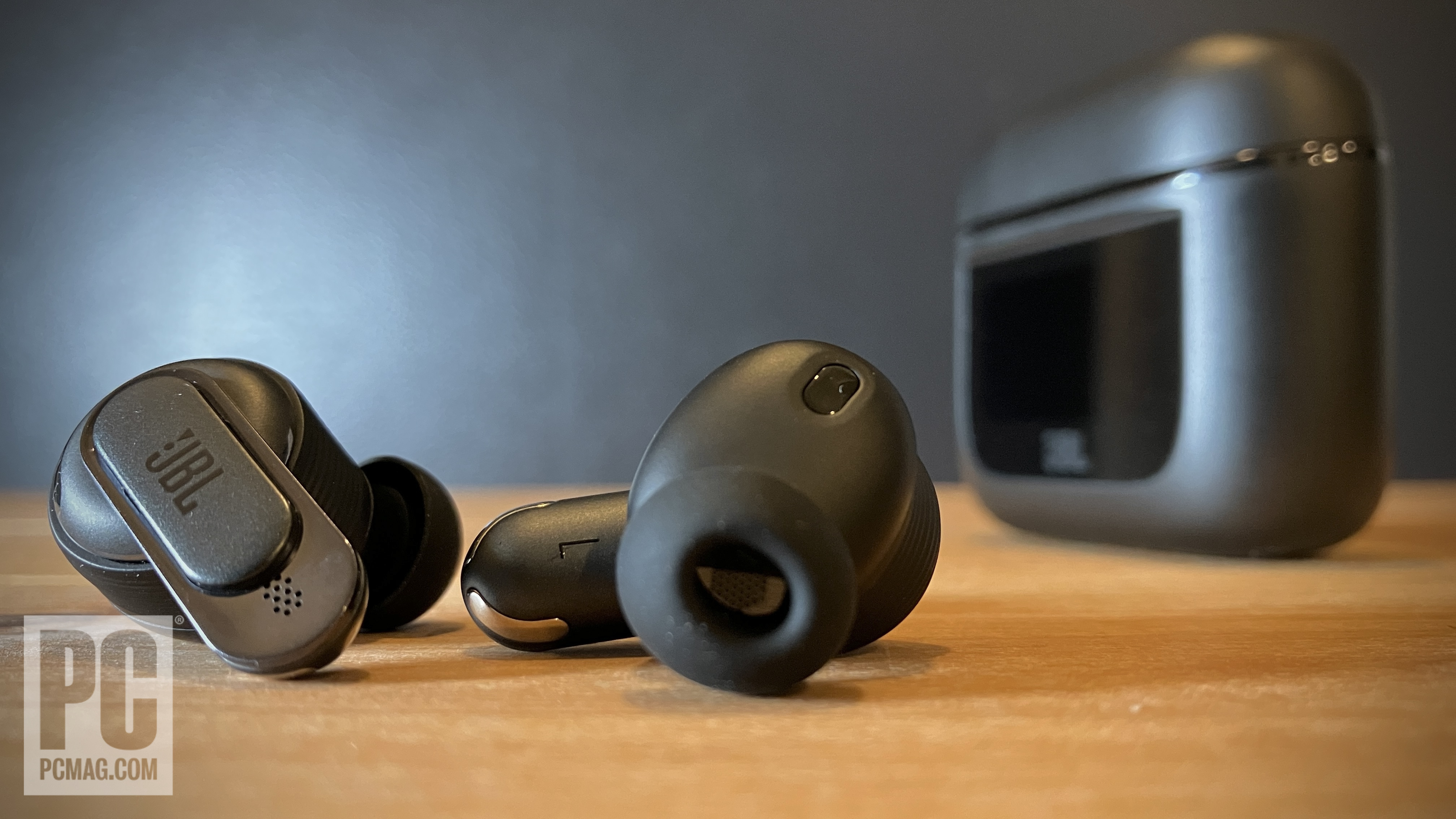 JBL Tour Pro 2 - Review 2023 - PCMag Middle East