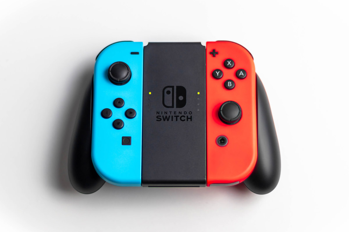 Nintendo Switch 本体 青/赤 + ワイヤレスコントローラー Nintendo