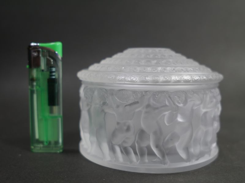 ルネ・ラリック R LALIQUE 蓋物 小物入れ パウダーボックス 未使用