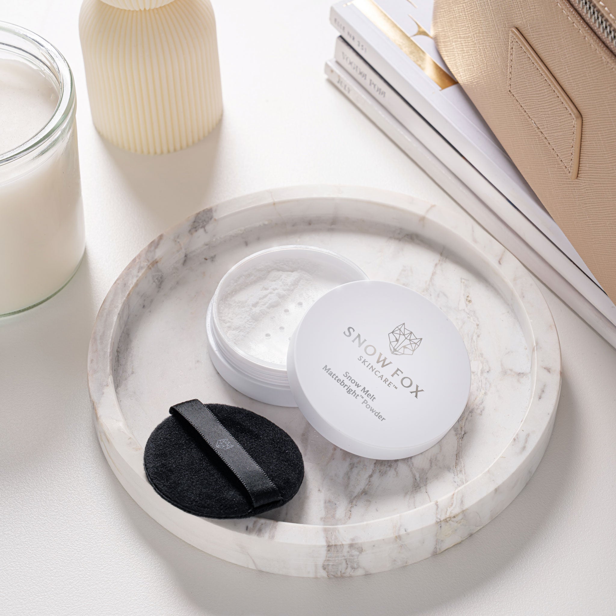 スノー メルト モイスチャー マットスキン セッティングパウダー(5.5g