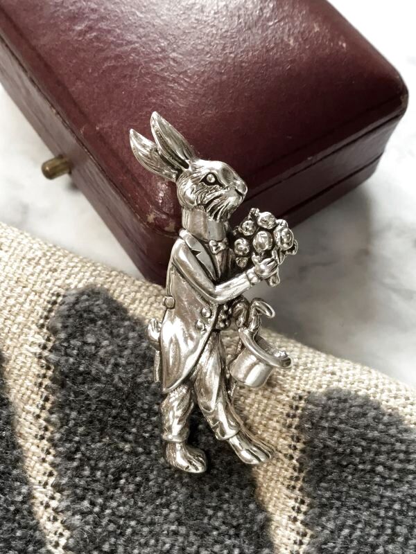 うさぎの紳士 銀のブローチ ☆スターリングシルバー ヴィクトリアン