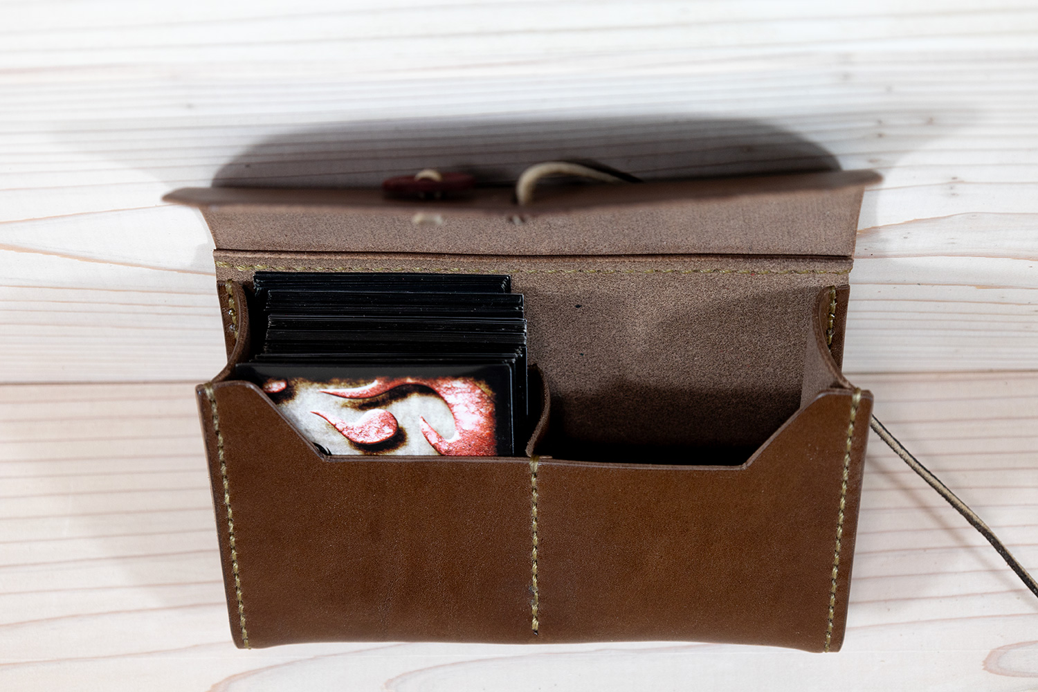 デッキケースM（Slim）（厚さ：内寸40mm）】／4色から選べる／カード