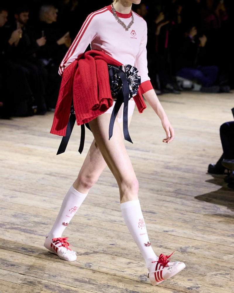 2026年発売｜Simone Rocha x adidas 26AW Collection 無骨さと美しさを