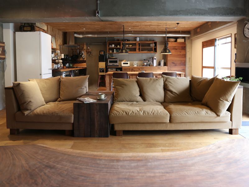 送料無料≪サイドテーブル≫【無垢ウォールナット/キューブサイド