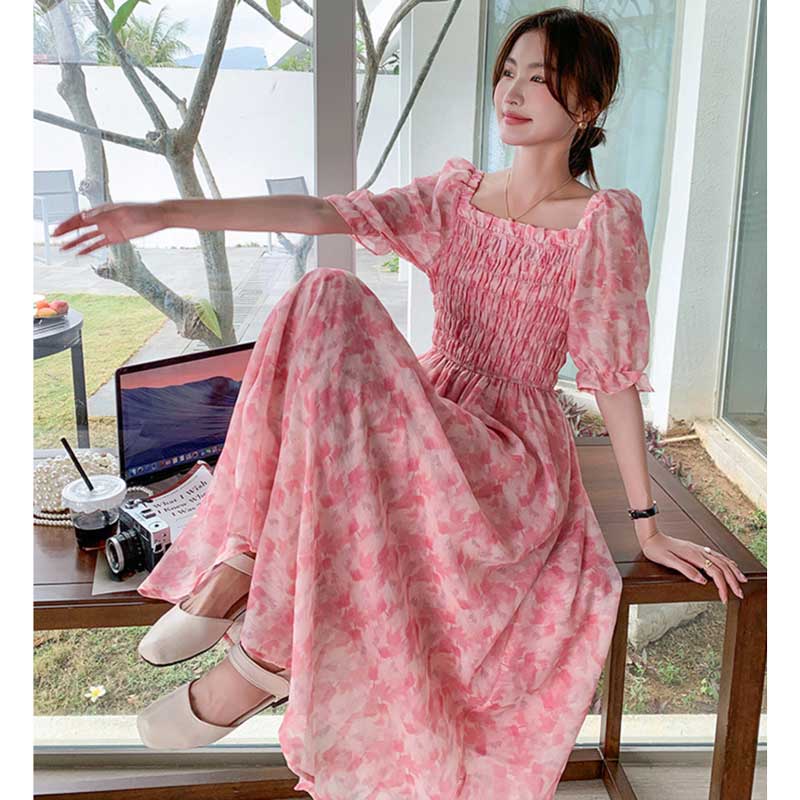 スクエアネックシャーリングワンピース（ピンク）春/夏 ピンクで甘く