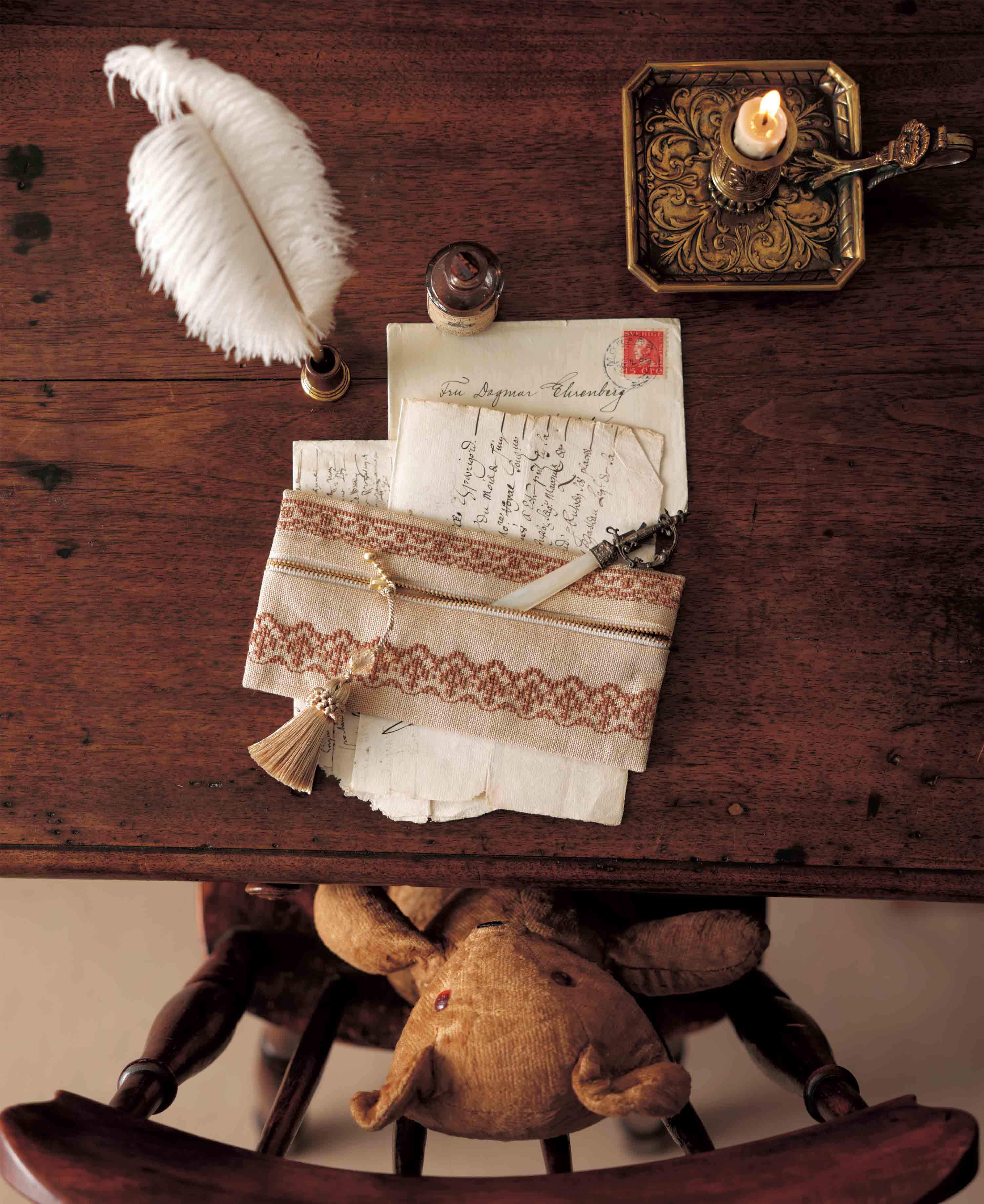 10月30日発売『アンティークスタイル クロスステッチ』 - ニュース