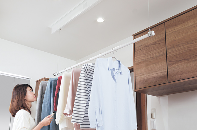 室内物干しユニット ホシ姫サマ | 未利用空間活用 | 室内ドア