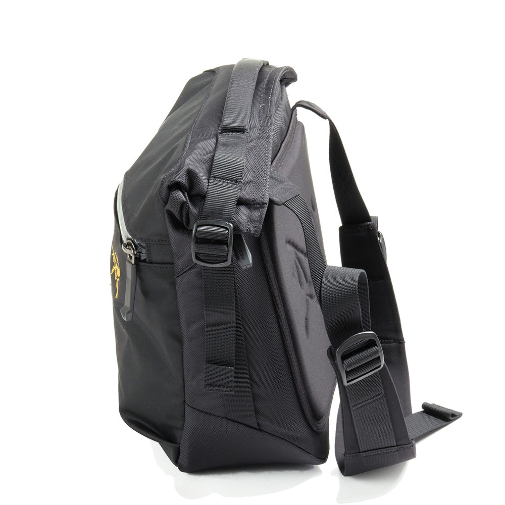 ARC'TERYX - Arro 8 Shoulder Bag – Sun House Online Store 〜 サン