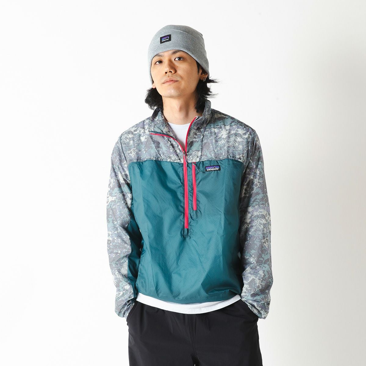patagonia パタゴニア フーディニスタッシュ1/2ジップP/O メンズ