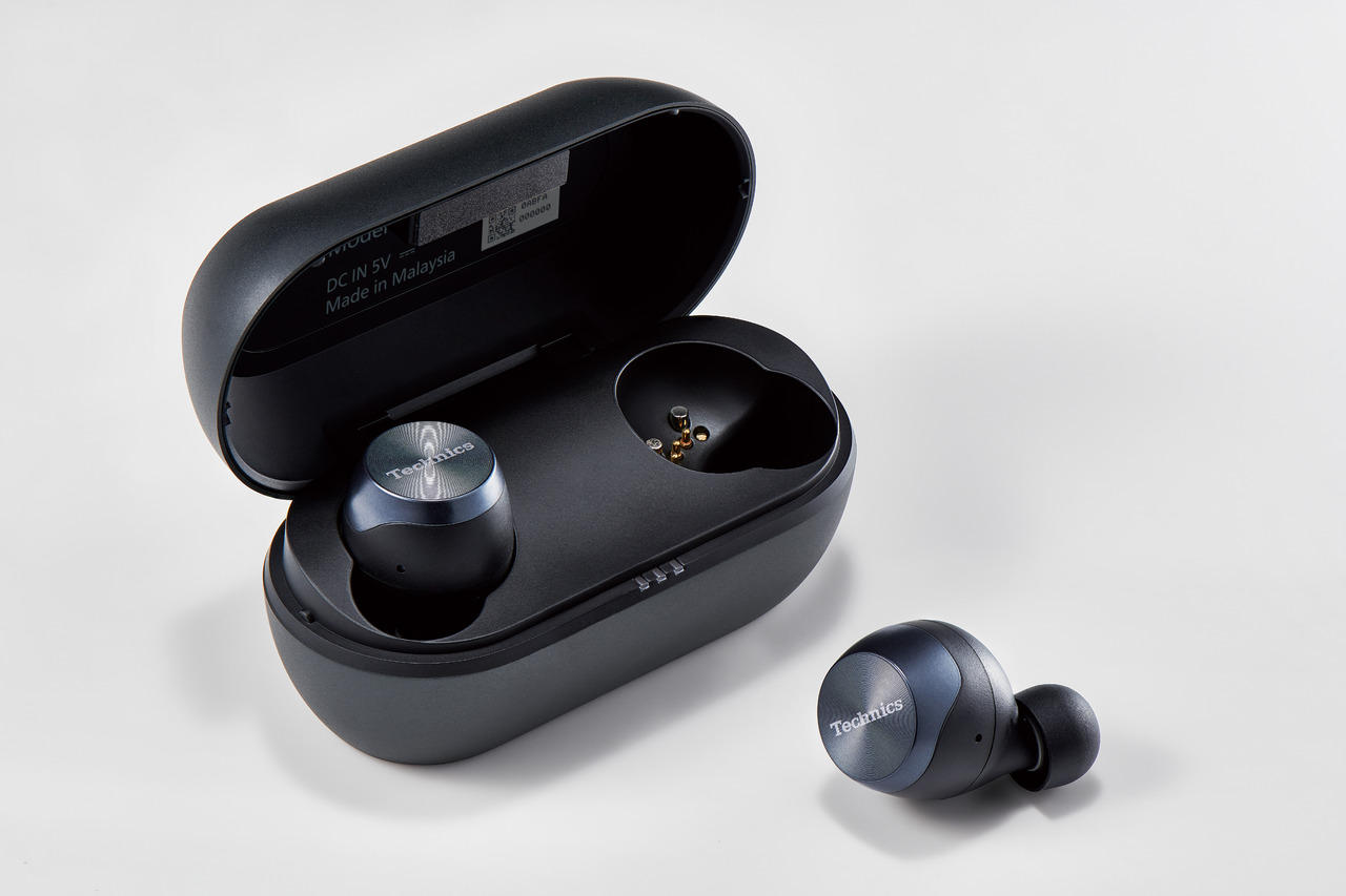 テクニクスモデル完全ワイヤレスイヤホン「EAH-AZ70W-K（ブラック