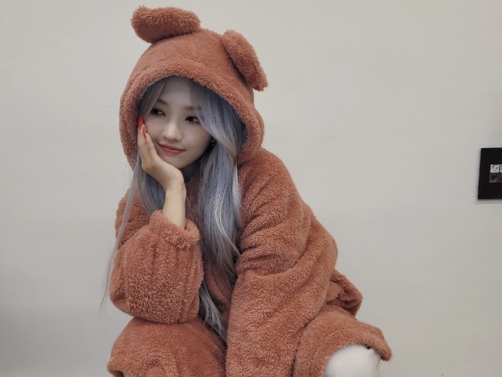 G)I-DLE、ソヨン様ソロカムバ！！アルバム開封の儀🕺 | すきまま