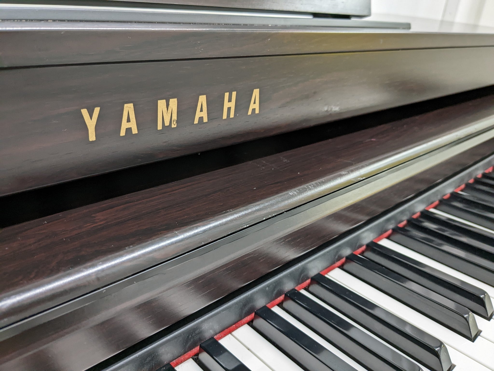 Yamaha Clavinova CLP-430 Digital Piano in dark rosewood stock no
