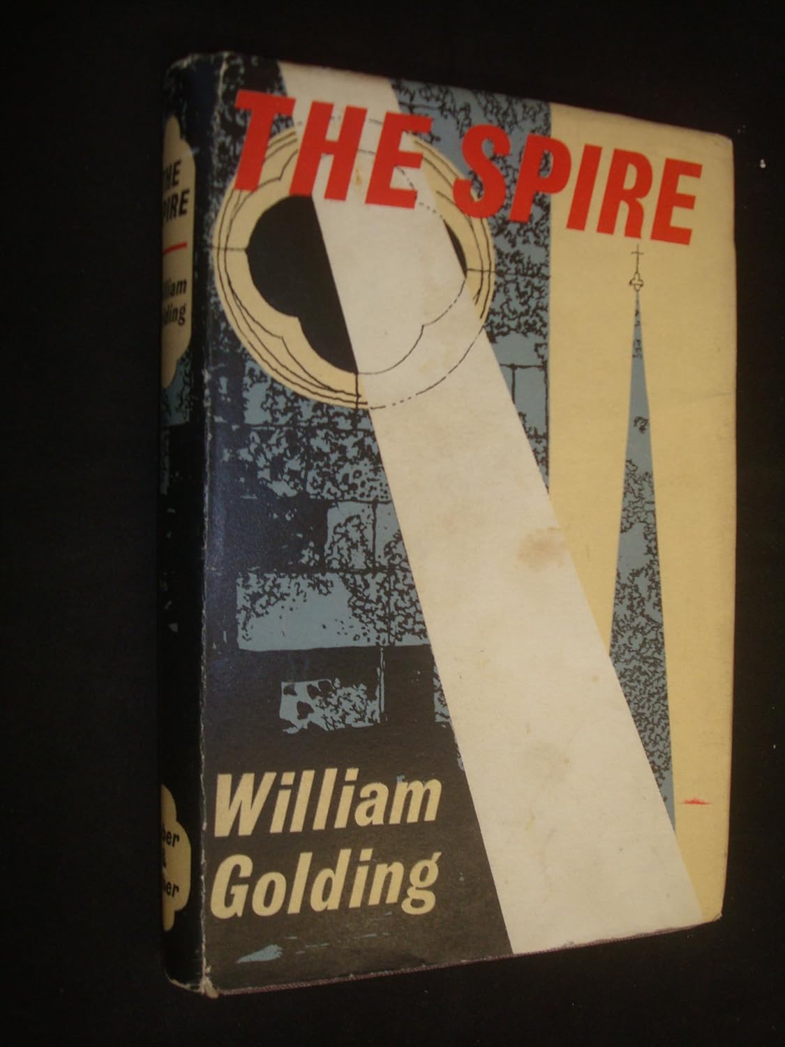 Susan's Bookshelves: The Spire by William Golding - Susan Elkin
