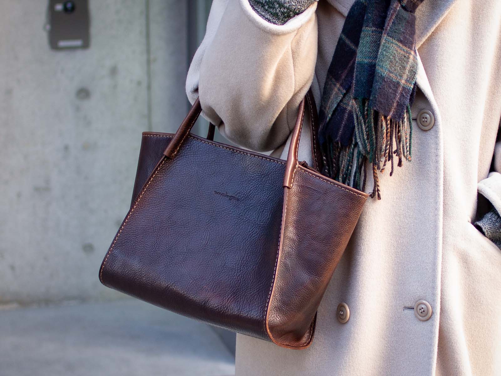 スマホショルダーをリニューアル（旧仕様ご注文は6/30まで