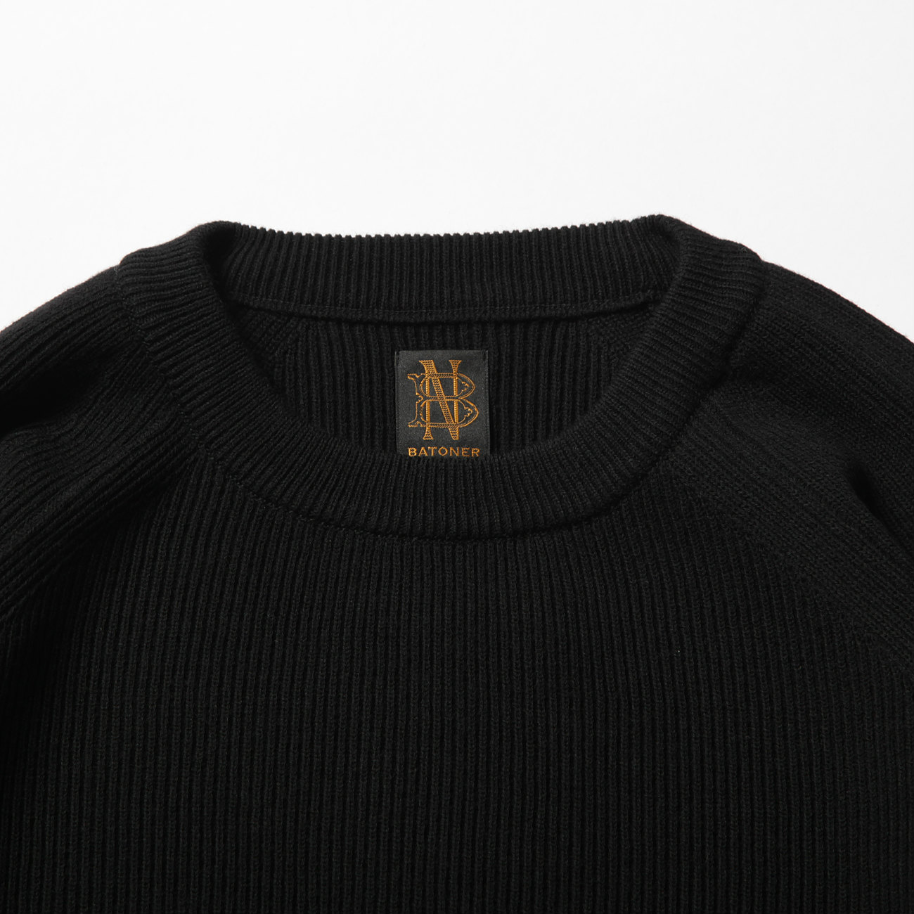 BATONER / バトナー | HARD TWIST WOOL CREW NECK (メンズ) - Black