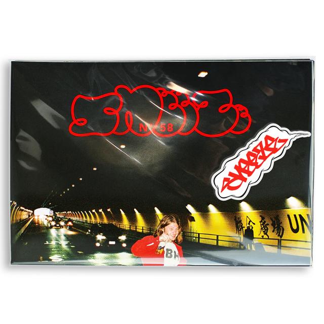 SNEEZE MAGAZINE / SNEEZE N°58 FALL 2023 SNEEZE MAGAZINE -の商品