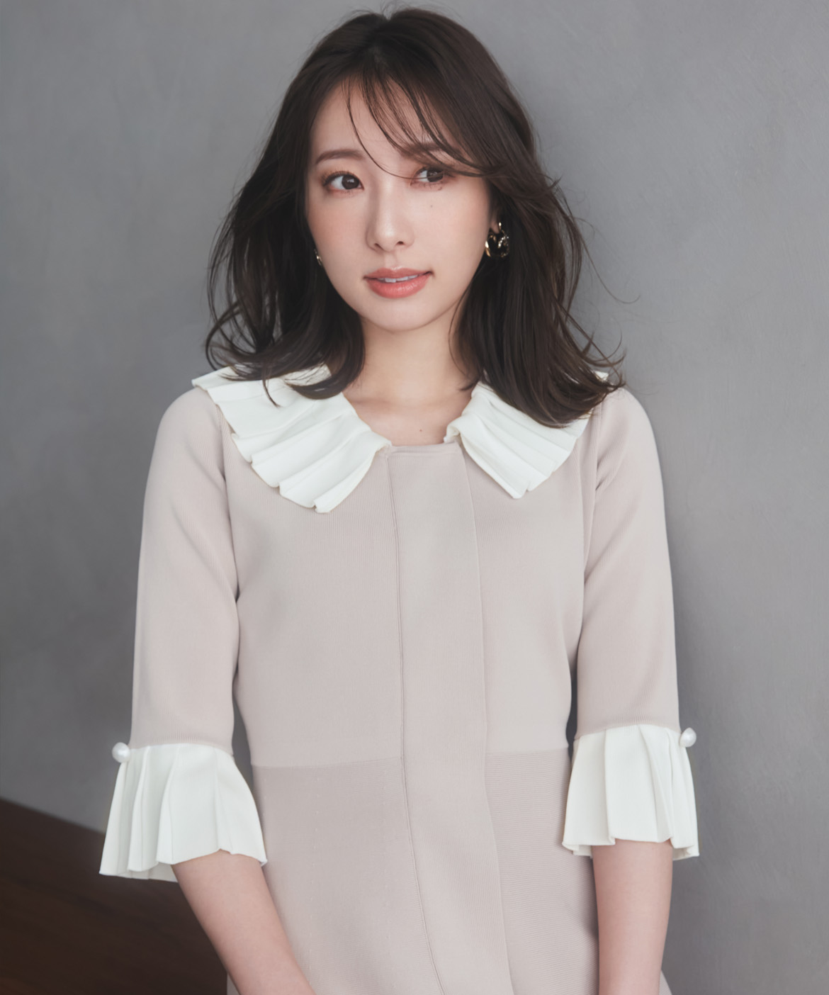 大きいサイズ》華やかプリーツ今どきモードニットワンピース《M Maglie