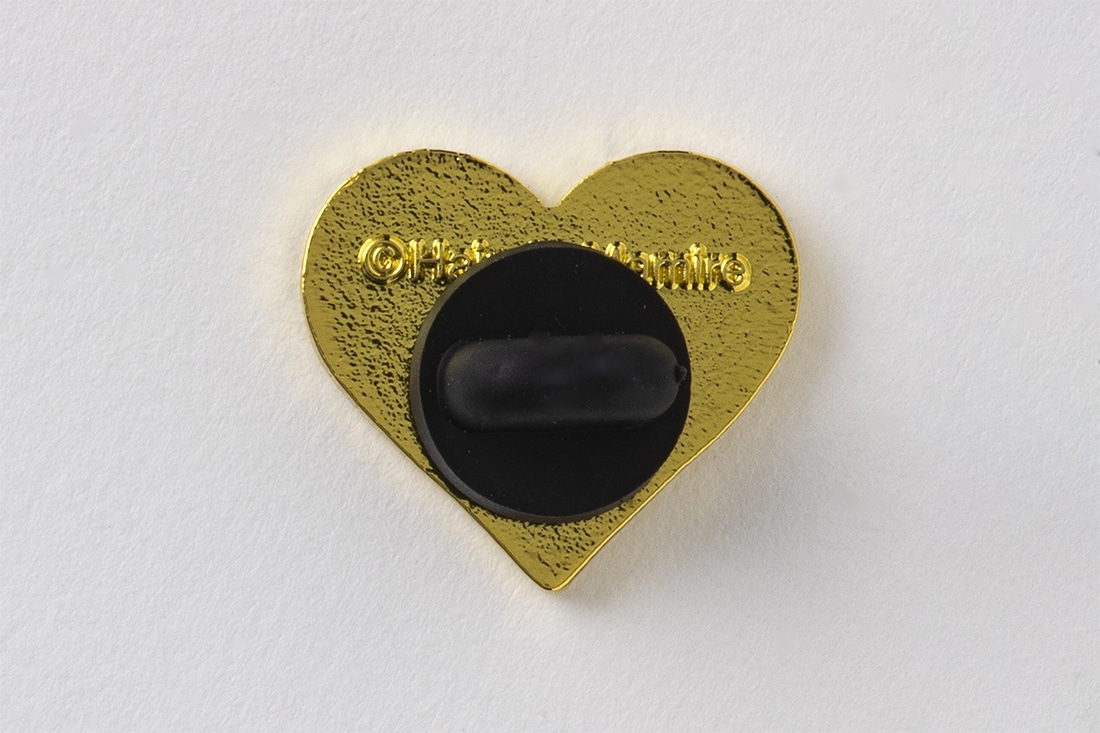 ヘアピンまみれ【出版記念】オリジナルピンバッジ5個フレームセット