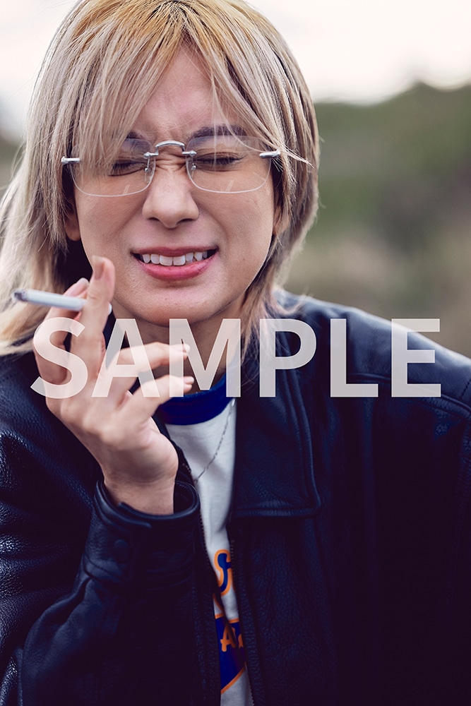 カドスト限定特典付】伊澤彩織フォトブック PLAYer1: 本・コミック