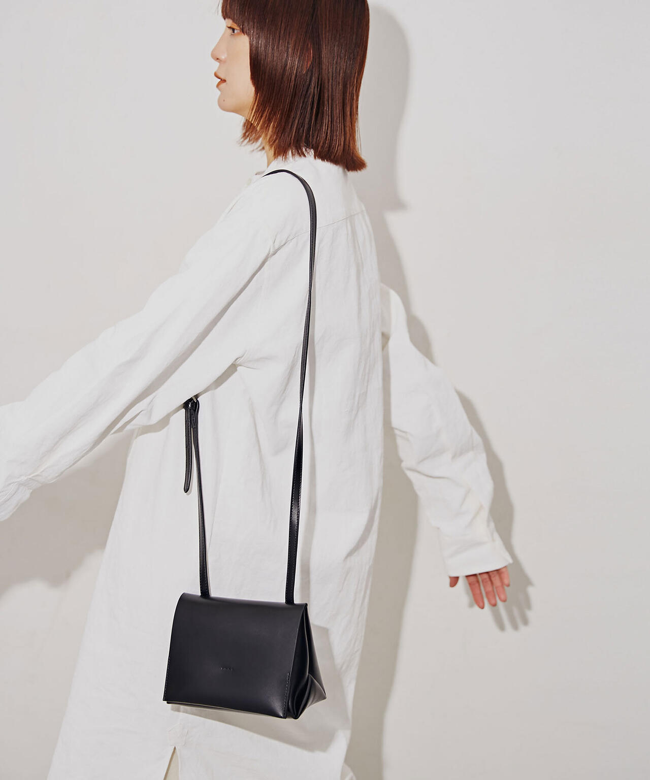 YAHKI/SOFT W FACE ショルダーミニバッグ