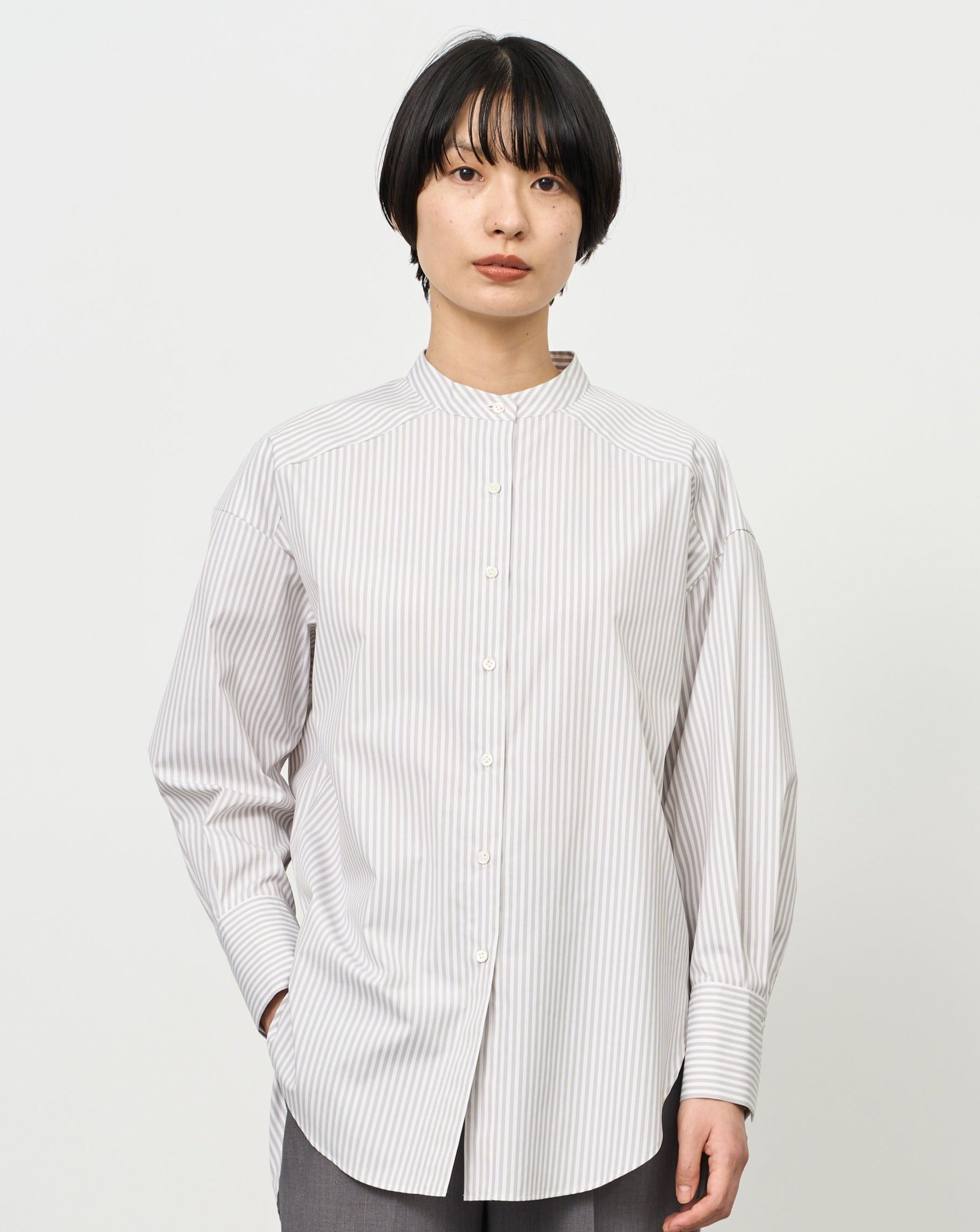 バンドカラーロングシャツ - SOÉJU online store｜上質な大人の女性の