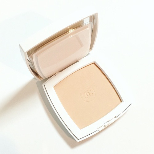 CHANEL LE BLANC パウダーファンデーション 12g 01 シャネル / ル